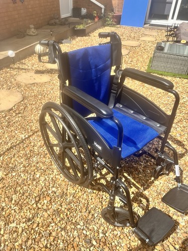 Lightweight wheelchair with - wheelchair,
